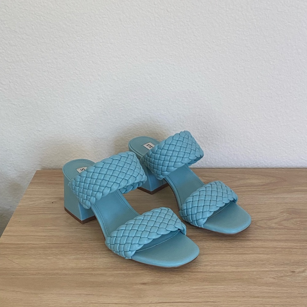 NEW Steve Madden Block Heel